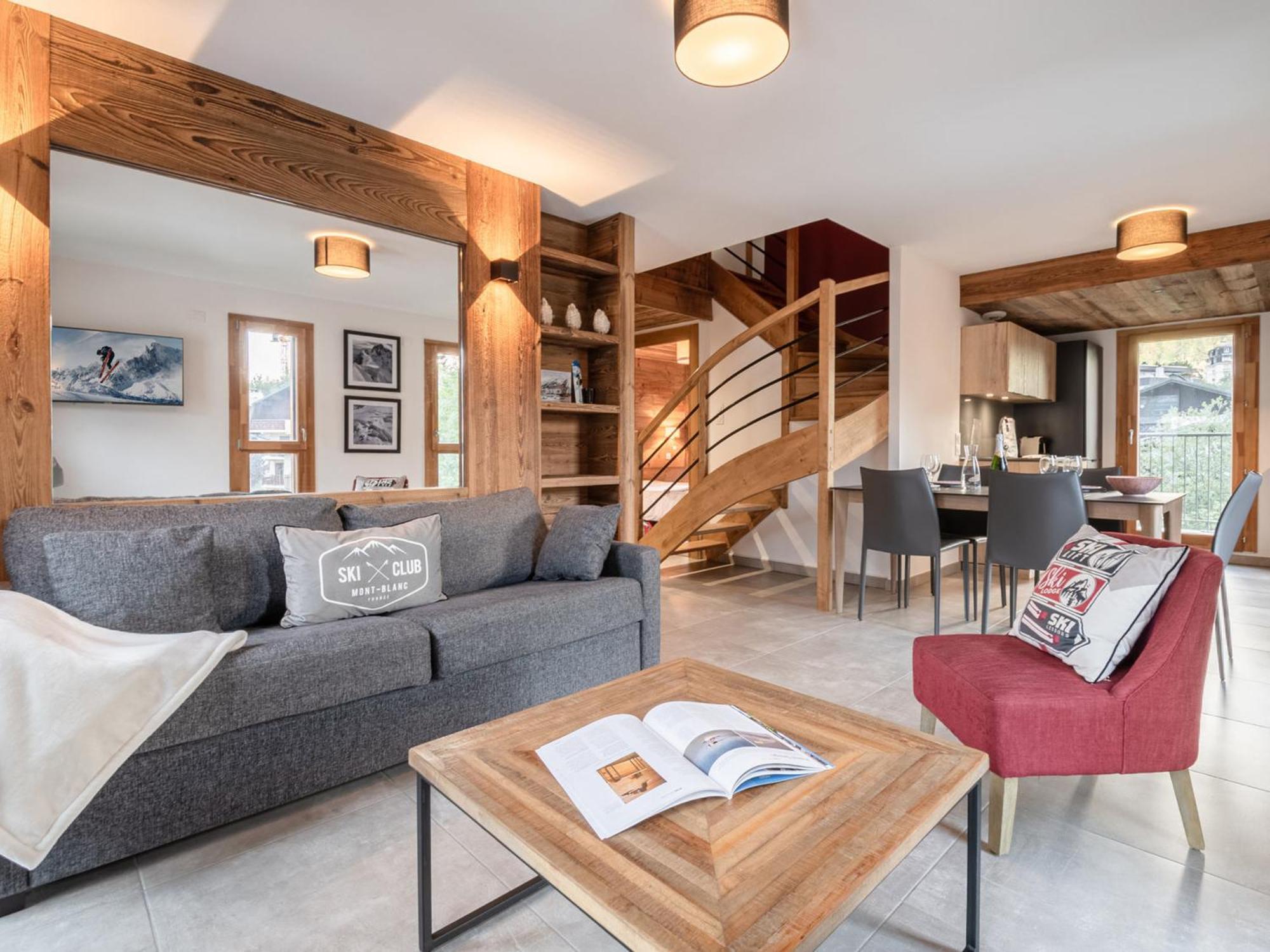 Duplex Centre Pour 6 Avec Balcon Et Garage - Fr-1-343-248 * Chamonix